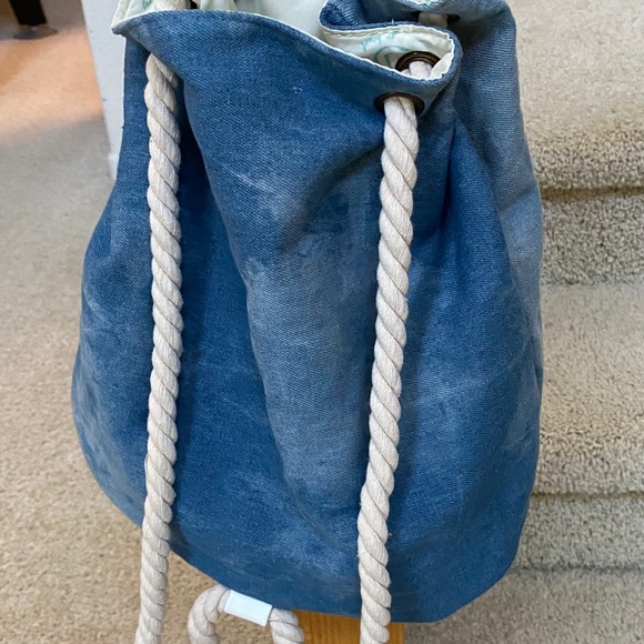 “LOVE THIS LIFE” 🏝 Super Cute Denim Backpack tote - Picture 5 of 8